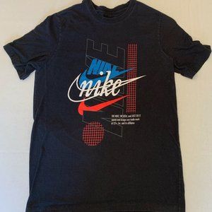 Nike size large men's black short sleeve shirt